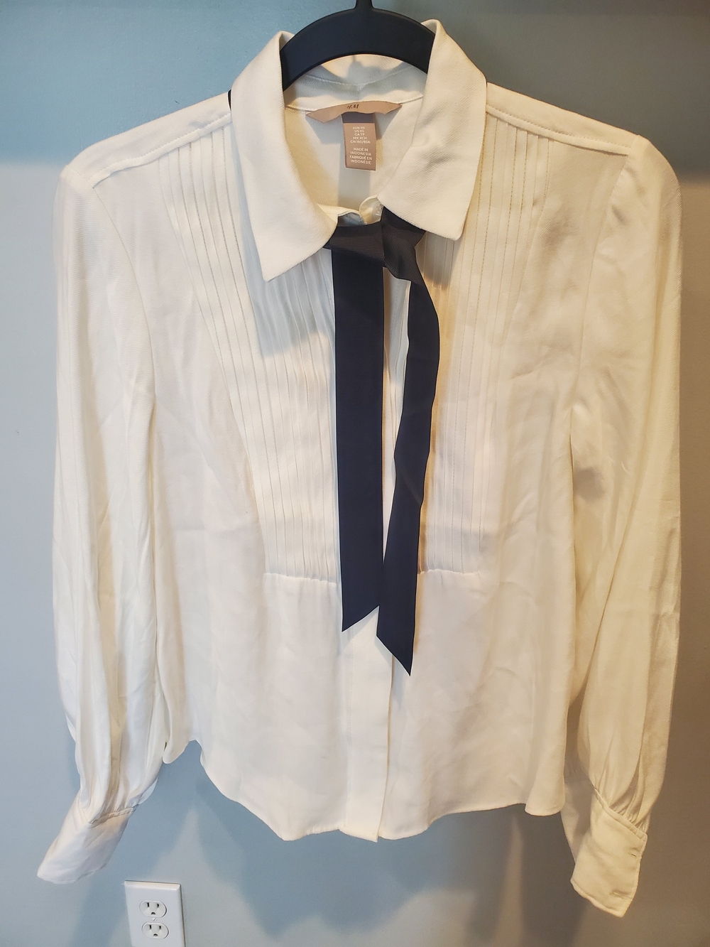 H&M White Pleated Front Shirt with Black Ribbon Tie